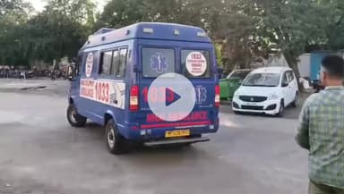 खंडवा नगर: तोरणी फाटा: चलती बाइक का टायर फटने से बड़ा हादसा, दो गंभीर घायल, एम्बुलेंस ने पहुंचाया अस्पताल