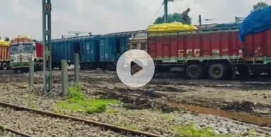 कटनी को मिला 576 मीट्रिक टन यूरिया खाद, रबी फसलों के लिए झुकेही रैक प्वाइंट पर पहुंची खेप