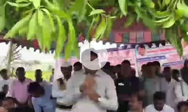 ధరూర్: ధరూర్ మండల కేంద్రంలోని వరి ధాన్యం కొనుగోలు కేంద్రాన్ని ప్రారంభించిన జిల్లా కలెక్టర్ సంతోష్