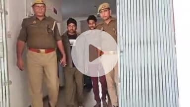 सिराथू: पाक्सो एक्ट के दो अभियुक्तों को काज़ीपुर से किया गया गिरफ्तार, नाबालिग को गलत इरादे से पकड़कर पीटा