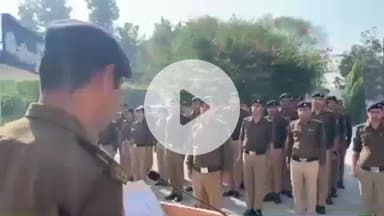 हरिद्वार: रोशनाबाद पुलिस मुख्यालय में वंदे मातरम के सुरों से गूंजा आकाश, पुलिस कर्मियों ने एक स्वर में गाया राष्ट्रीय गीत