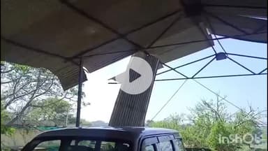 धार: हादसे के बाद भी कलेक्ट्रेट में जर्जर टीन शेड की चद्दरें लटक रहीं, लोहे का गेट गिरने से हुई थी मौत