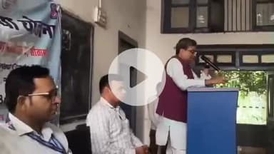 डुमरा: सीतामढ़ी: राष्ट्रीय सेवा योजना के तहत छात्रों ने दिखाया सेवा भाव, विशेष कार्यक्रम आयोजित