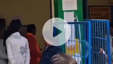 झांसी: रक्सा सहकारी समिति में खाद लेने पहुंचे किसान की जेब से 6 हजार रुपए चोरी, खाली हाथ लौटे घर