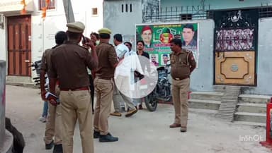 नौतनवा: सोनौली के गौतम बुद्ध नगर वार्ड में मस्जिद की दीवार पर चिपकाया अशब्दों भरा पोस्टर