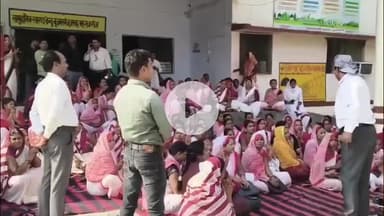 फरेंदा: बृजमनगंज सीएचसी पर आशा कार्यकत्रियों का धरना पांचवे दिन भी जारी