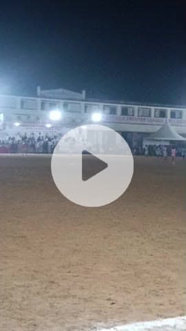 शुरुआत में स्क्रीन पर लोहरदगा प्रीमियर लीग का लोगो और आकर्षक ग्राफिक्स)
​(एंकर) नमस्कार! आप देख रहे हैं 'लोहरदगा समाचार'