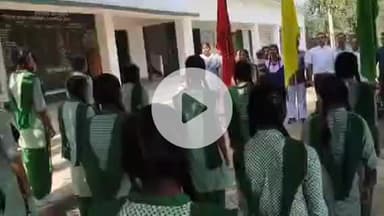 मेदिनीनगर (डालटनगंज): प्लस टू उच्च विद्यालय हैदरनगर में वंदे मातरम गीत गाया गया, प्राचार्य, शिक्षक और बच्चे हुए शामिल