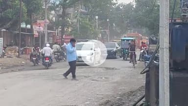 सिराथू: सिराथू में तहसील और थाने के बीच का मार्ग गड्ढों में तब्दील, स्थानीय लोगों ने बताया- यहां रोज़ होते हैं हादसे #jansamasya