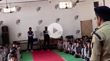 कालापीपल: कालापीपल के सहारा पब्लिक स्कूल में मुस्कान कार्यक्रम आयोजित, एसडीओपी ने साइबर क्राइम व नशामुक्ति पर किया जागरूक