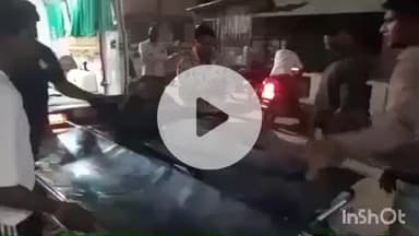 हाथरस: गांव विसाना के पास इको गाड़ी और पिकअप गाड़ी में हुई टक्कर, दोनों गाड़ी के चालक गंभीर घायल, अस्पताल में उपचार जारी