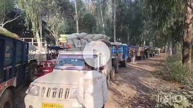 हरदोई: नवीन गल्ला मंडी फिर जाम हुई, धान लेकर आए किसानों की ट्रालियां आईटीआई में खड़ी कराई गईं, रात भर जगे किसान