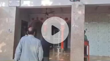 हाथरस: गोपेश्वर महादेव मंदिर के बराबर बने ठाकुर जी महाराज मंदिर को अज्ञात चोरों ने बनाया निशाना, हजारों रुपए की चोरी