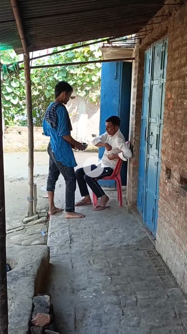 #बिहार #चुनाव2025 #खेसारी_लाल_यादव के नाम पर भीख मांगते हुए @riskyboy_555 #comedy #funny #memes #trending #biharnews