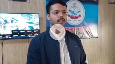 टिहरी: देवप्रयाग पुलिस ने ईमानदारी का उदाहरण पेश करते हुए खोया पर्स मालिक को लौटाया