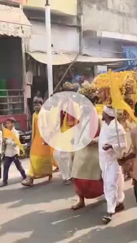 1108 कुण्डीय मृत्युञ्जय मां पीताम्बरा महायज्ञ में आज 50 हजार महिलाओं ने कलश शोभायात्रा शहर के विभिन्न मार्गों से निकाली