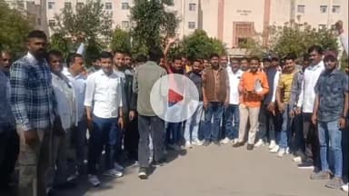 झालरापाटन: चांदखेड़ी में मूर्ति चोरी प्रकरण के दूसरे पक्ष ने शनिवार को मिनी सचिवालय पहुंचकर पुलिस अधीक्षक के नाम ज्ञापन सौंपा