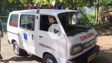 ललितपुर: मरीजों की मदद के लिए बनी एंबुलेंस खुद बीमार, बिना फिटनेस के सड़कों पर दौड़ रही, यातायात विभाग ने की कार्रवाई