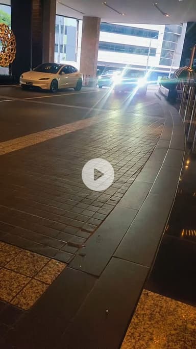 जब आप ऑस्ट्रेलिया मेलबर्न जाएं और आपका लागोटिया यार वहां रहता हो तब मजा दोगुना हो जाता है 💕 
#australia #melbourne #explore
#worldtour #travel #royalenfield #lt #achivement #performance #maharajganj #cr