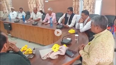 चूरू: चूरू में पुलिस लाईन सभागार में स्नेह मिलन समारोह, पूर्व अधिकारियों को किया गया सम्मानित