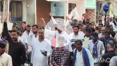 भभुआ: भभुआ नगर पालिका मैदान से रालोजपा के प्रत्याशी विकास उर्फ बबलू तिवारी ने किया रोड शो