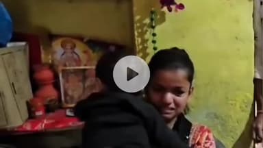 भिंड नगर: झाँसी मुहल्ले में रहने वाली बेबस माँ अपने मासूम बच्चे के इलाज के लिए भटक रही है