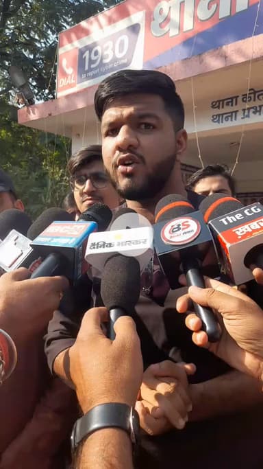 दुर्ग: भगवान झूलेलाल पर अभद्र टिप्पणी के मामले में सिंधी समाज के युवा सदस्य ने कोतवाली थाना में 2 लोगों पर दर्ज कराया मामला