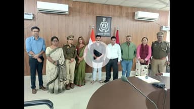 इटावा: रिजर्व पुलिस लाइन में पुलिस ने अन्य लोगों के सहयोग से तीन परिवारों को बिखरने से बचाया