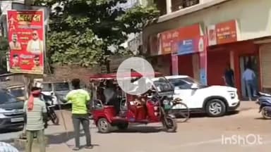 दुर्ग: भिलाई के सभी जोन क्षेत्रों में रविवार को अवैध होर्डिंग, बैनर, पोस्टर एवं विज्ञापन बोर्ड हटाने की कार्रवाई तेज