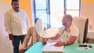 नानपारा: चौगोड़वा जन आरोग्य मेले में 32 मरीजों की जांच की गई, परीक्षण कर दी गई निःशुल्क दवाएं