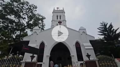 சாத்தான்குளம்: நடுவக்குறிச்சி மிகாவேல் ஆலயத்தில் வாக்காளர்கள் நீக்கம் இரு தரப்பினர் இடையே ஏற்பட்ட பிரச்சனை காரணமாக திருமண்டல தேர்தல் நிறுத்தி வைப்பு