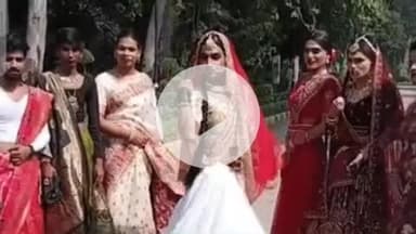 कानपुर: यूपी के लेस्बियन, गे, बायसेक्सुअल और ट्रांसजेंडर ने नाना राव से निकाली परेड, सज-धज के निकले किन्नर समुदाय के लोग