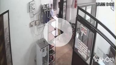 बांदा: शहर क्षेत्र में एक्साइड डिजिटल लाइब्रेरी में कुछ लोगों ने युवक के साथ की मारपीट, घटना सीसीटीवी में कैद