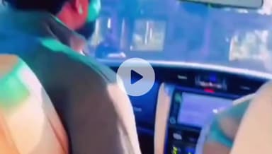 रामपुर: समाजवादी पार्टी के वरिष्ठ नेता मोहम्मद आज़म खान का कार ड्राइव करते गाना सुनते एक वीडियो सोशल मीडिया पर हुआ वायरल