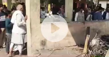 भिंड नगर: भिंड MLA नरेंद्र सिंह कुशवाह की चाची का निधन, धर्मपुरी मुक्तिधाम में दी गई मुखाग्नि