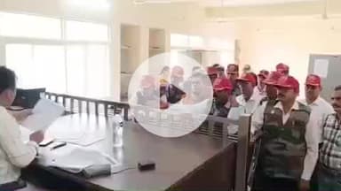 भिंड नगर: भिंड: सैनिक कल्याण बोर्ड की जगह पर अवैध नर्सरी हटाने की मांग लेकर पूर्व सैनिकों ने तहसीलदार से की मुलाकात