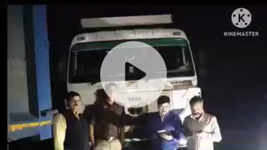 हमीरपुर: मौदहा इलाके में संयुक्त टीम ने 11 एम एम के बिना एक दर्जन से ज्यादा बालू के ट्रक किए सीज