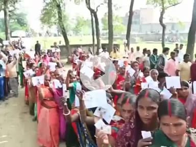 गया टाउन सीडी ब्लॉक: लोकतंत्र के महापर्व में मतदाताओं की लंबी कतार, जिले में 62.74% और गया टाउन में 52.30% मतदान