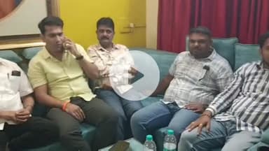 कणकवली: माजी नगराध्यक्ष संदेश पारकर काही वेळातच आपली भूमिका जाहीर करणार, बंद दार बैठक सुरू