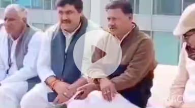 भिंड नगर: भिंड: भाजपा के पूर्व विधायक को ब्रेन हेमरेज, बीएसपी नेता मेदांता अस्पताल में देखने पहुंचे