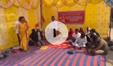 मेदिनीनगर (डालटनगंज): भाकपा माले मेदिनीनगर का समाहरणालय में धरना प्रदर्शन, दिव्या भगत ने कहा- नगर निगम भ्रष्टाचार का अड्डा बन गया है