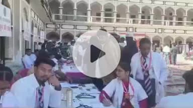 रूड़की: सोत मोहल्ला में स्थित मदरसा रहमानिया में भाजपा नेता द्वारा स्वास्थ्य जांच शिविर का आयोजन किया गया