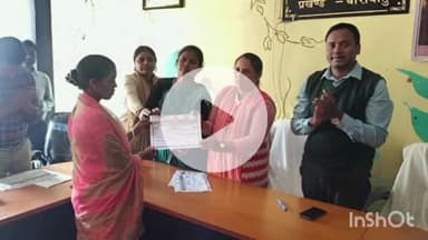 बरियातु: झारखंड रजत जयंती पर प्रखंड कार्यालय में उत्कृष्ट महिला समूहों एवं मजदूरों को किया गया सम्मानित