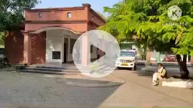 हमीरपुर: लरौंद गांव में दबंग ने बरसों पुराने रास्ते पर पिलर खड़े कर अपने खेत की सीमा में मिलाया