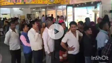 महाराजगंज: जिले में मौसम में बदलाव से बढ़े सांस के मरीज, जिला अस्पताल में मरीजों की भीड़ लगी