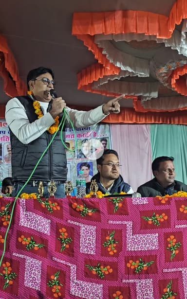 SIR विशेष गहन पुनरीक्षण को गंभीरता से लीजिए आवश्यक रूप मतदाता सूची में अपना नाम दर्ज कराएं वोट ही आपकी असली ताक़त है