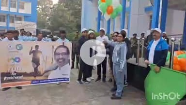 मेदिनीनगर (डालटनगंज): झारखंड स्थापना दिवस पर “रन फॉर झारखंड” कार्यक्रम का आयोजन, डीसी समीरा एस व एसपी रिष्मा रमेशन ने हरी झंडी दिखाई