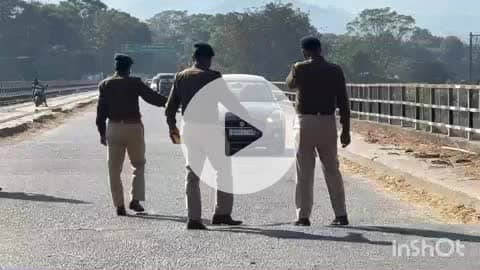दादासिबा: दिल्ली में हुए आतंकी हमले के बाद संसारपुर टेरेस बॉर्डर पर पुलिस ने बढ़ाई सुरक्षा, की आने-जाने वाले वाहनों की चेकिंग