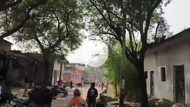 हमीरपुर: सुमेरपुर कस्बे के चांद थोक में स्मार्ट मीटर लगाने के दौरान उपभोक्ताओं और कर्मियों के बीच हुई हाथापाई