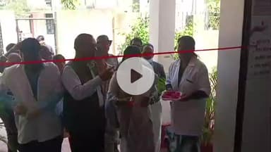 सिमडेगा: सदर अस्पताल सिमडेगा में रक्तदान शिविर का जिला परिषद अध्यक्ष और सिविल सर्जन ने किया उद्घाटन, 15 यूनिट रक्तदान हुआ